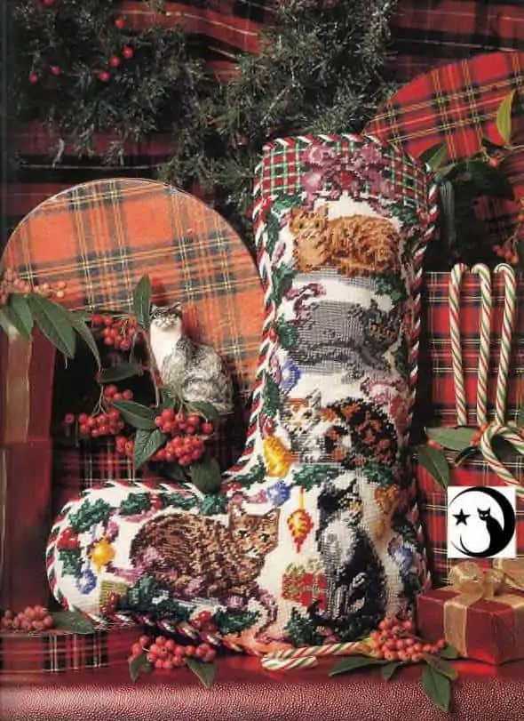 Christmas stocking Cats cross-stitch design - Free Cross-stitch